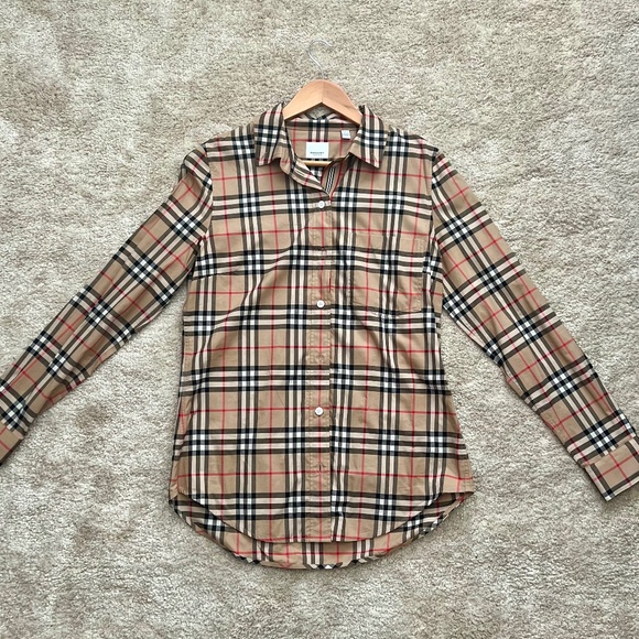 Burberry Classic Button-Down Women’s Shirt - Picture 1 of 2